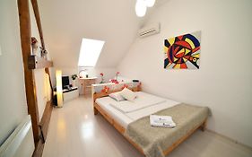 Studio Apartment White