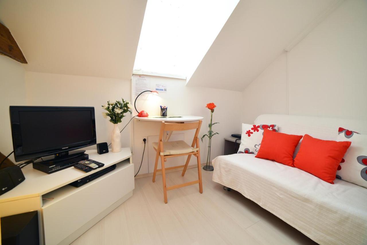 Studio Apartment White Zagreb Exterior foto