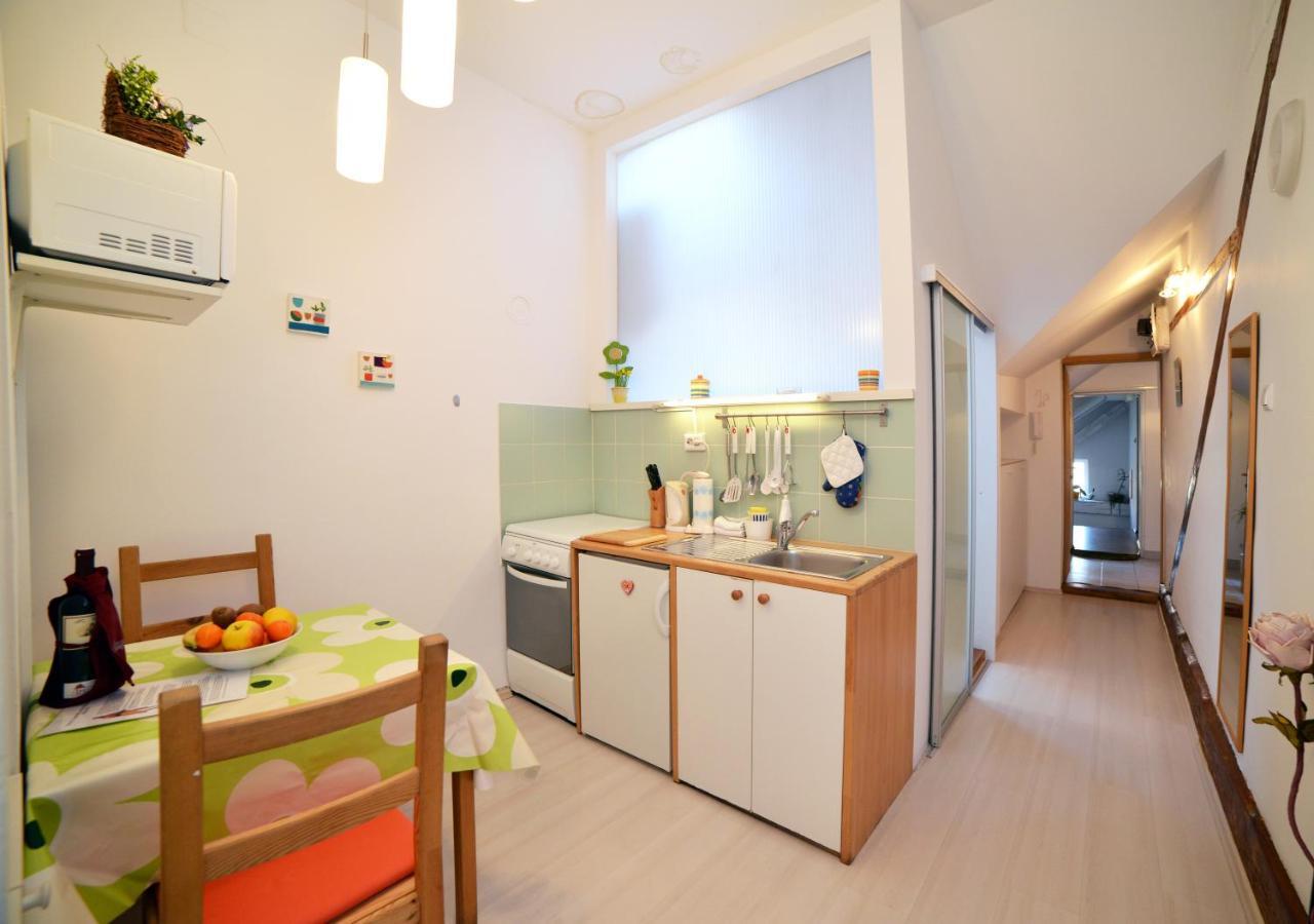 Studio Apartment White Zagreb Exterior foto